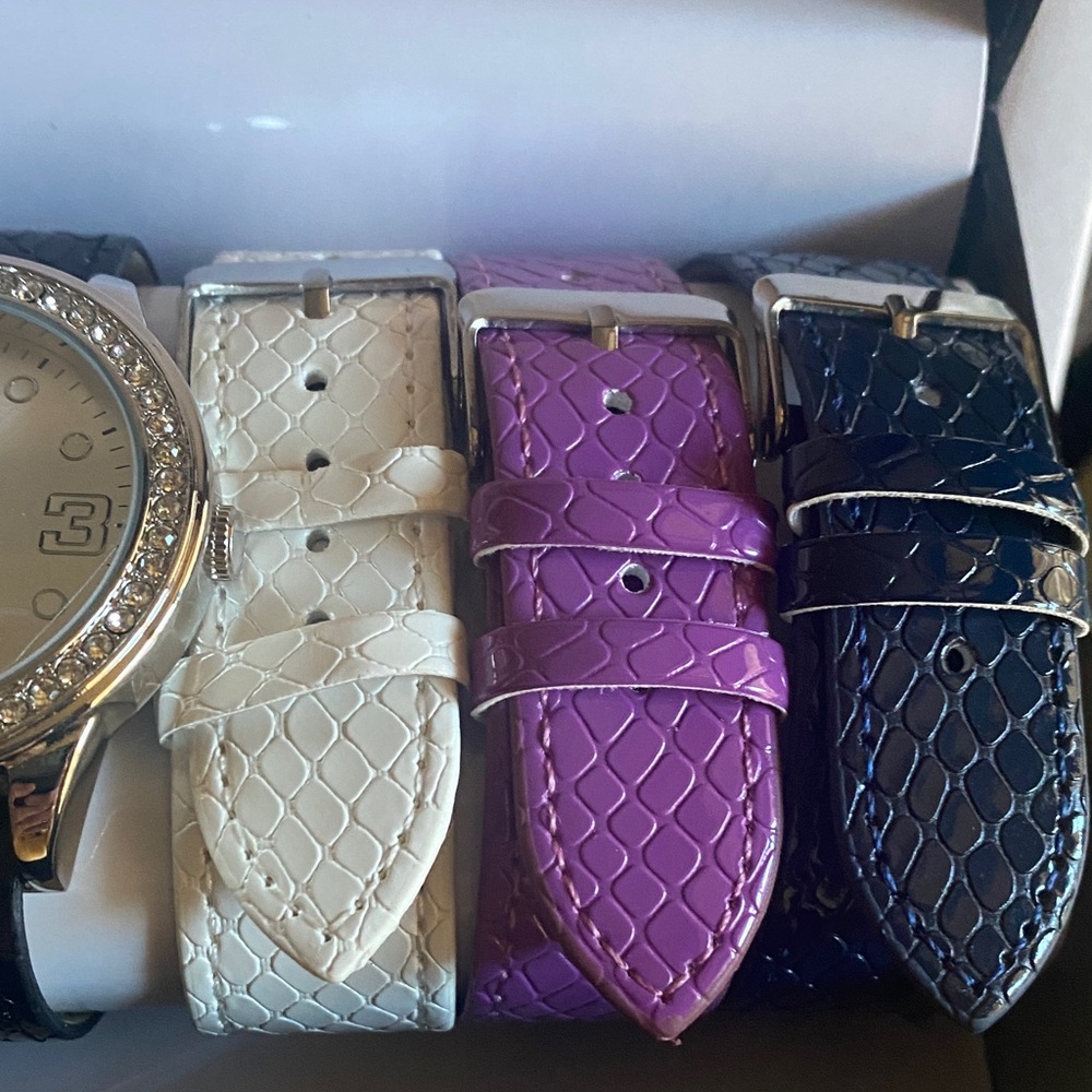XOXO Women's Multi-Color Watch Set - Picture 4 of 4